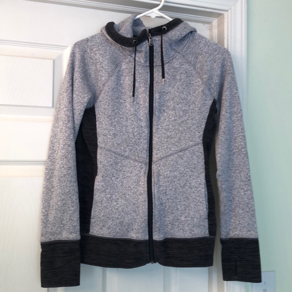 Hooded fleece jacket